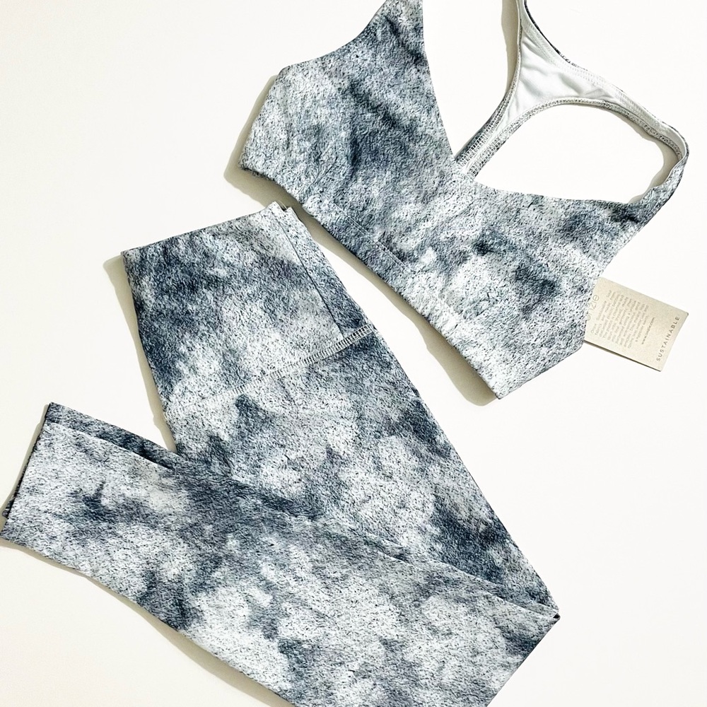 Onzie High Rise Midi Leggings + Racer Back Bra